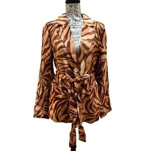 MINKPINK Women's Goldie belted Blazer, size medium in animal print, NWT